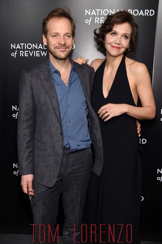 Peter-Sarsgaard-Maggie-Gyllenhaal-National-Board-Review-Gala-Fashion-The-Row-Tom-Lorenzo-Site (3)