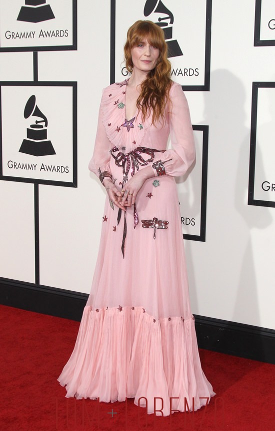 Florence-Welch-Grammy-Awards-2016-Red-Carpet-Fashion-Gucci-Tom-Lorenzo-Site (5)