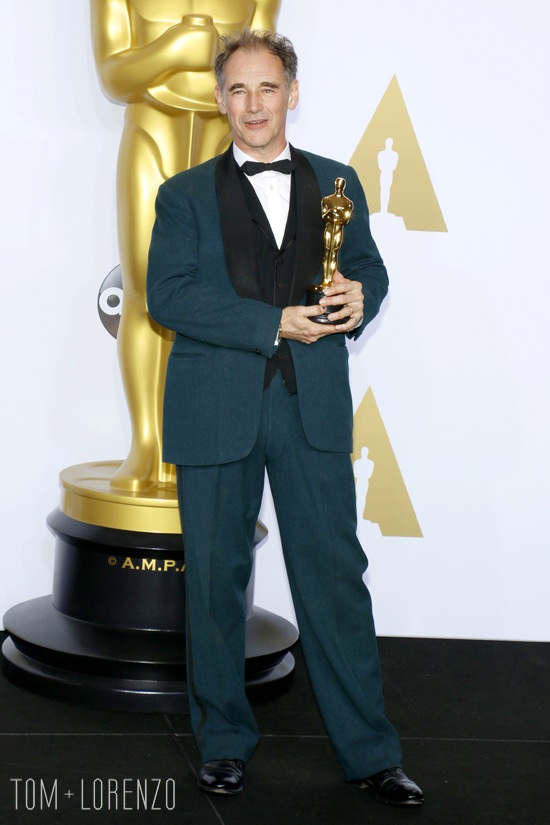 Mark-Rylance-Oscars-2016-Red-Carpet-Fashion-Tom-Lorenzo-Site (6)