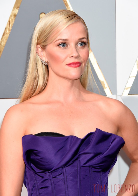 Reese-Witherspoon-Oscars-2016-Red-Carpet-Fashion-Oscar-de-la-Renta-Tom-Lorenzo-Site (3)