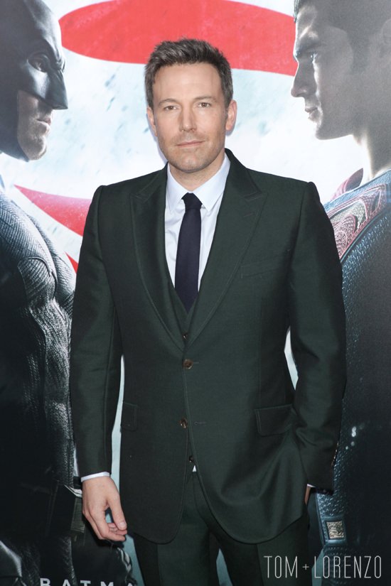 Ben-Affleck-Henry-Cavill-Batman-Superman-Dawn-Justice-Movie-Premiere-Red-Carpet-Fashion-Tom-Lorenzo-Site (4)