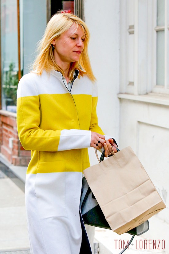 Claire-Danes-GOTS-Street-Style-GVNYC-Narciso-Rodriguez-Tom-Lorenzo-Site (2)