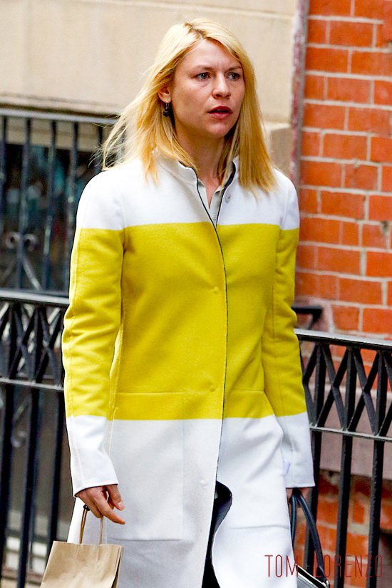 Claire-Danes-GOTS-Street-Style-GVNYC-Narciso-Rodriguez-Tom-Lorenzo-Site (4)