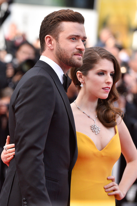 Anna-Kendrick-Justin-Timberlake-Cannes-Film-Festival-Red-Carpet-Fashion-Stella-McCarney-Tom-Lorenzo-Site (3)