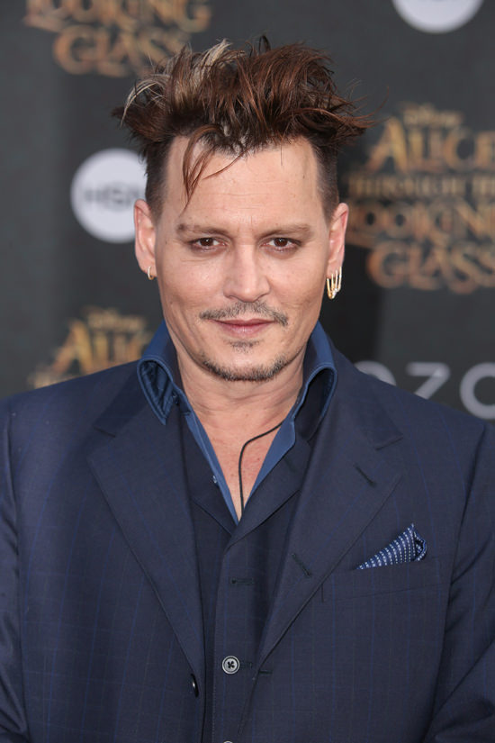 Johnny-Depp-Alice-Through-The-Looking-Glass-Red-Carpet-Fashion-Tom-Lorenzo-Site (5)