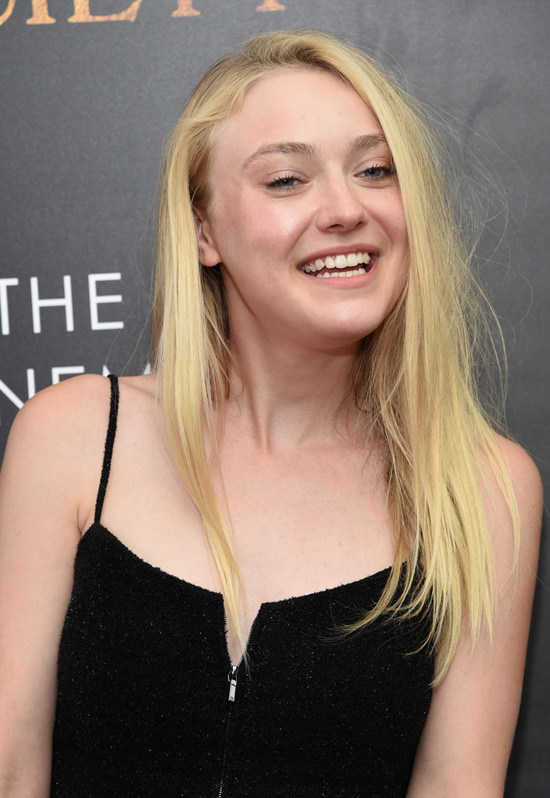 Dakota Fanning in Chanel at the 