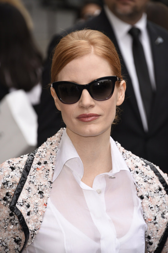 Jessica-Chastain-Chanel-Fall-2016-Couture-Show-Paris-Fashion-Week-Tom-Lorenzo-Site (3)