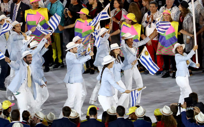 2016-Rio-Olympic-Games-Opening-Ceremony-Parade-Of-Nations-Trends-Part-1-Tom-Lorenzo-Site (18)