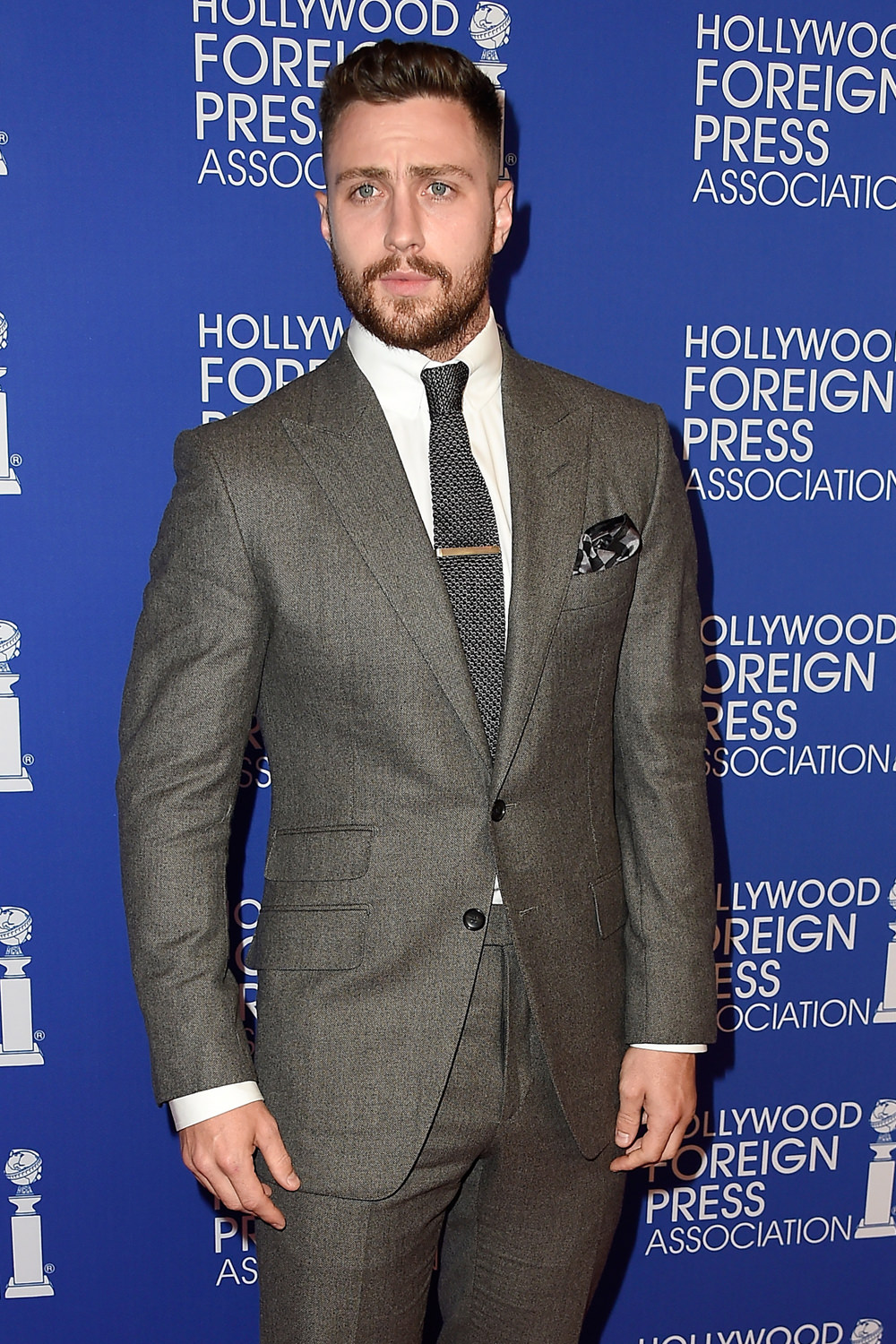 Aaaron-Taylor-Johnson-HHPA_Grants-Banquet-Red-Carpet-Fashion-Tom-Ford-Tom-Lorenzo-Site (1)
