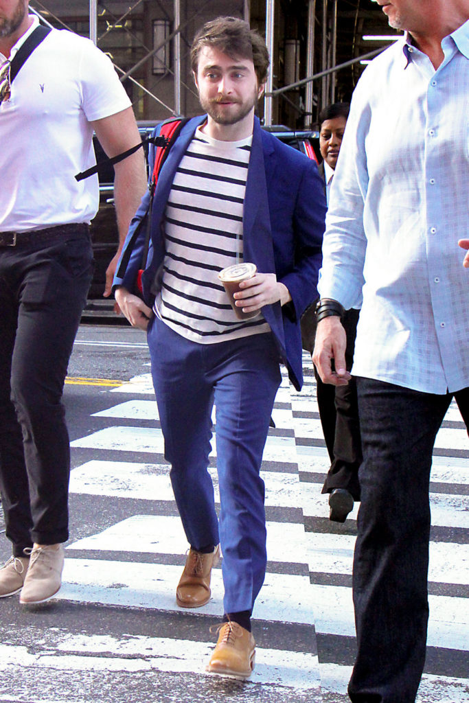 Daniel Radcliffe on &quot;Extra&quot; Tom + Lorenzo