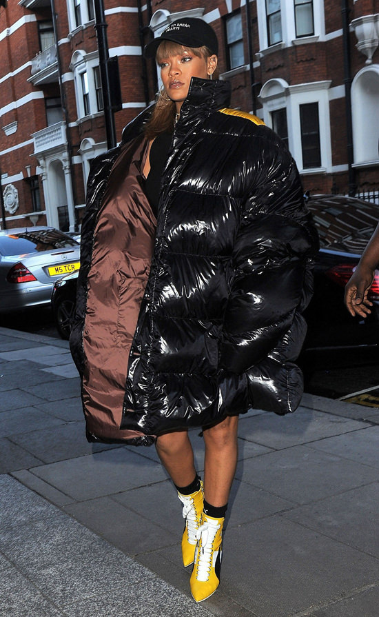 Rihanna spotted out shopping at Harrod's in London in Raf Simons | Tom ...