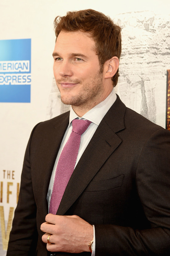 chris-the-magnificent-seven-new-york-movie-premiere-red-carpet-fashion-tom-ford-tom-lorenzo-site-3