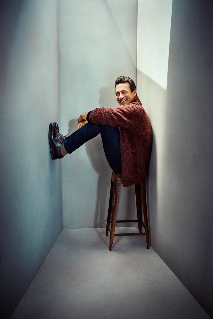 jon-hamm-mad-men-keeping-up-with-the-joneses-mr-porter-the-journal-style-guide-editorial-tom-lorenzo-site-4
