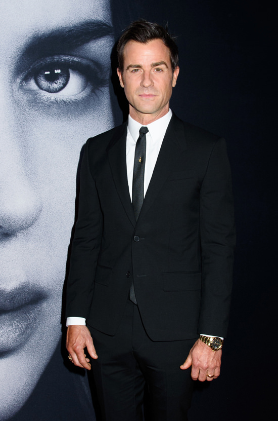 justin-theroux-the-girl-on-the-train-new-york-premiere-red-carpet-fashion-tom-lorenzo-site-4