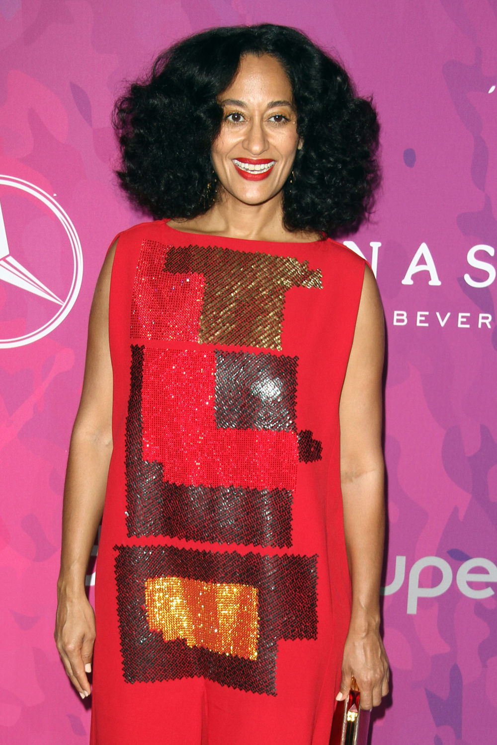 tracee-ellis-ross-stylemakers-awards-2016-red-carpet-fashion-chalayan-tom-lorenzo-site-1