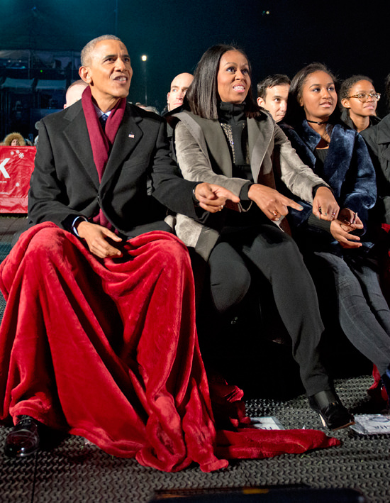 michelle-obama-first-lady-national-christmas-tree-lighting-fashion-tom-lorenzo-site-5
