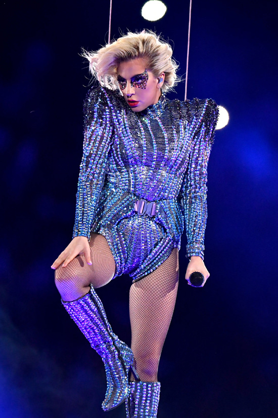 Lady Gaga Set Super Bowl Li On Fire In Versace Tom Lorenzo 