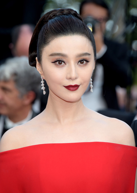 Cannes 2017 WERQ: Fan Bingbing in Valentino Couture at the premiere of ...