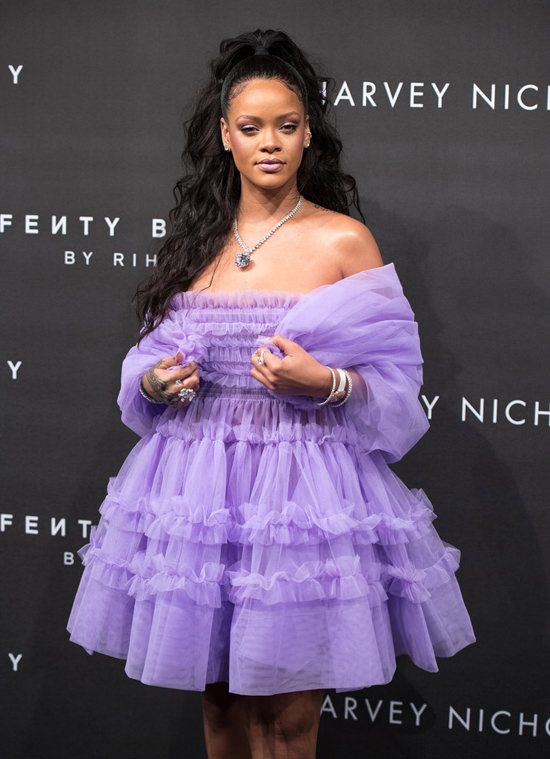 Rihanna-FENTY-Beauty-Launch-Event-Red-Ca