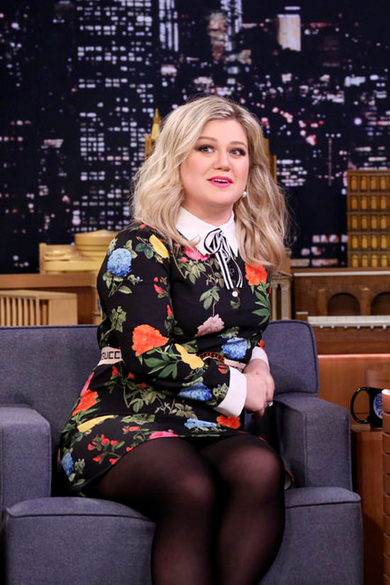 Kelly Clarkson Pantyhose Dress Kelly Clarkson Light Lace Pantyhose Wearing Purple Blackstock