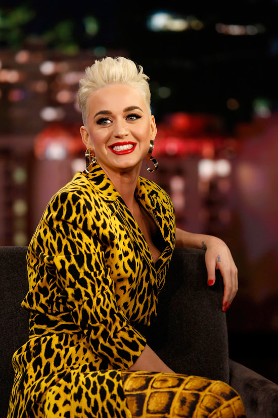 Style File: Katy Perry Comes Back to Us in Versace | Tom ...