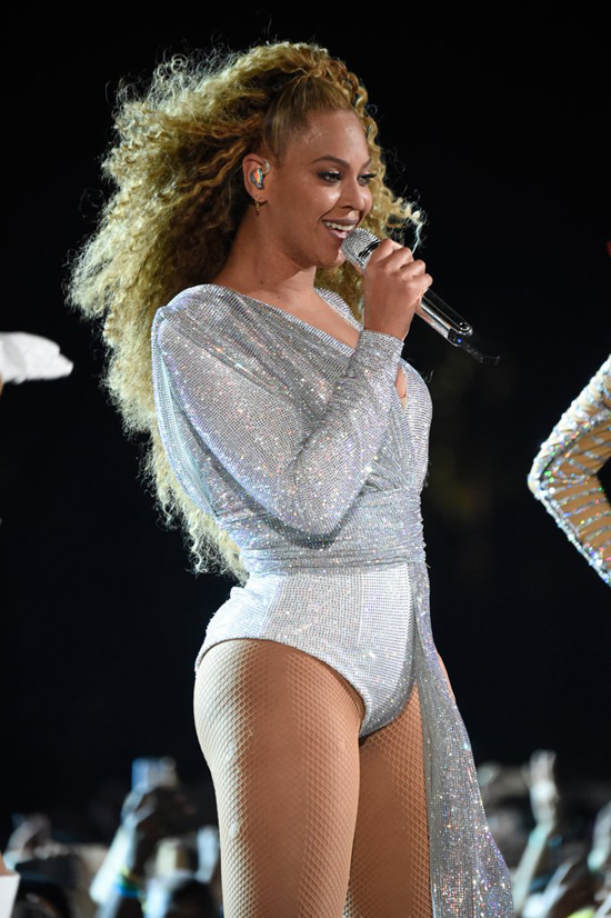beyoncé slays again at her second coachella performance in