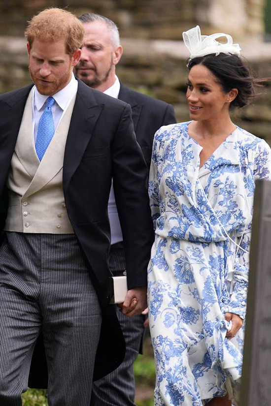 Meghan Markle in Oscar de la Renta at the Wedding of ...