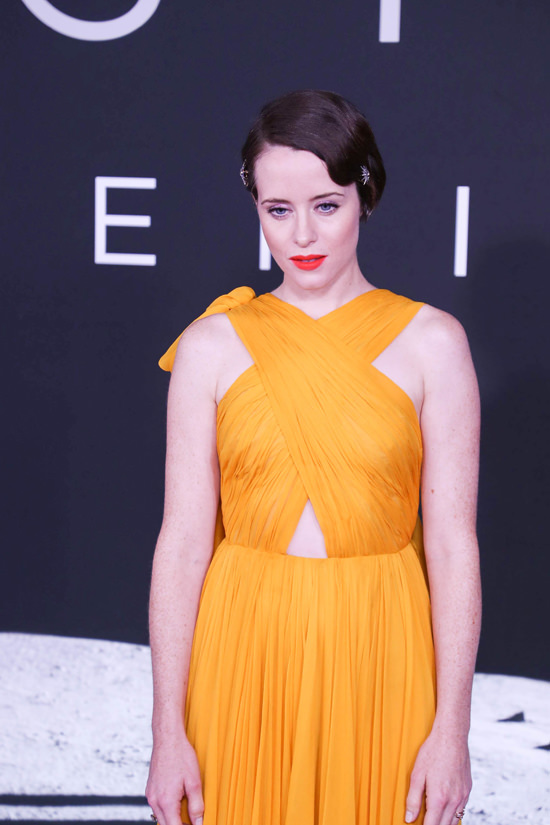 claire foy takes us back to old hollywood at the "first man" d.