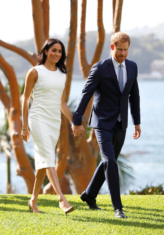 karen gee meghan markle dress