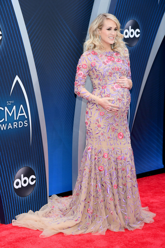 Carrie Underwoods 2018 CMAs Dresses | iHeartRadio