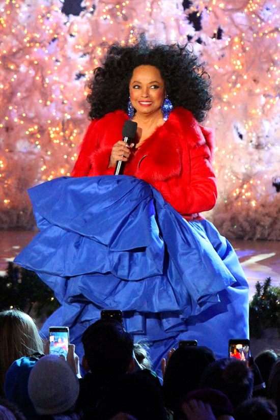 Diana Ross Christmas Tree Lighting 2022 Diana Ross Divas Up The Holidays At The Rockefeller Plaza "Christmas Tree  Lighting" In Nyc - Tom + Lorenzo