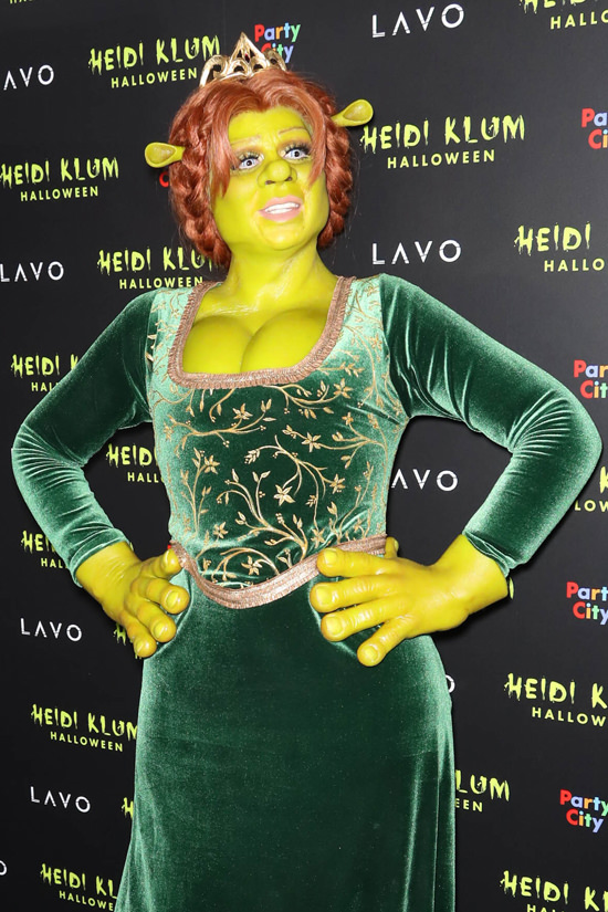 Heidi Klum Goes Full Shrek For Halloween Tom Lorenzo