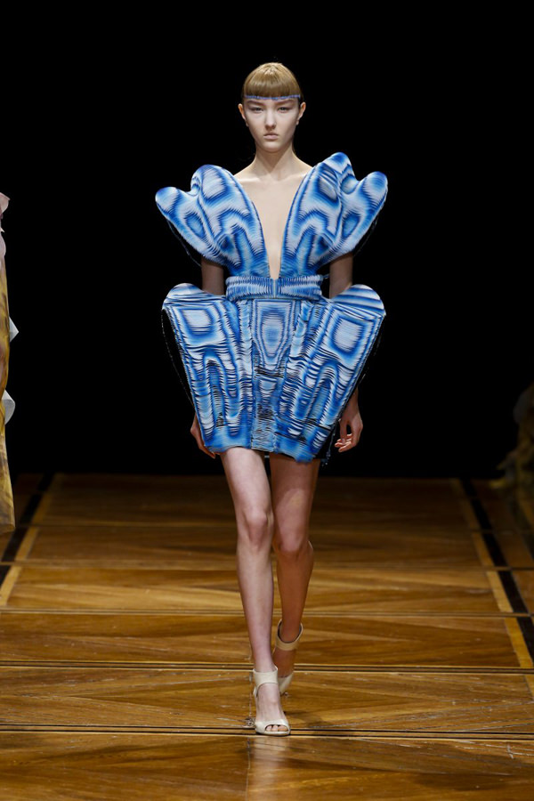 Paris Fashion Week: Iris van Herpen Spring 2019 Couture Collection