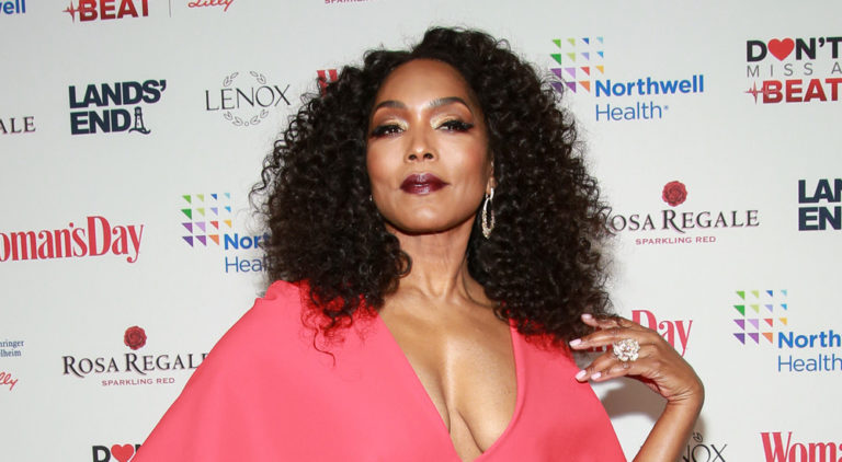 Angela Bassett In Greta Constantine At The 2019 Red Dress Awards Tom Lorenzo 