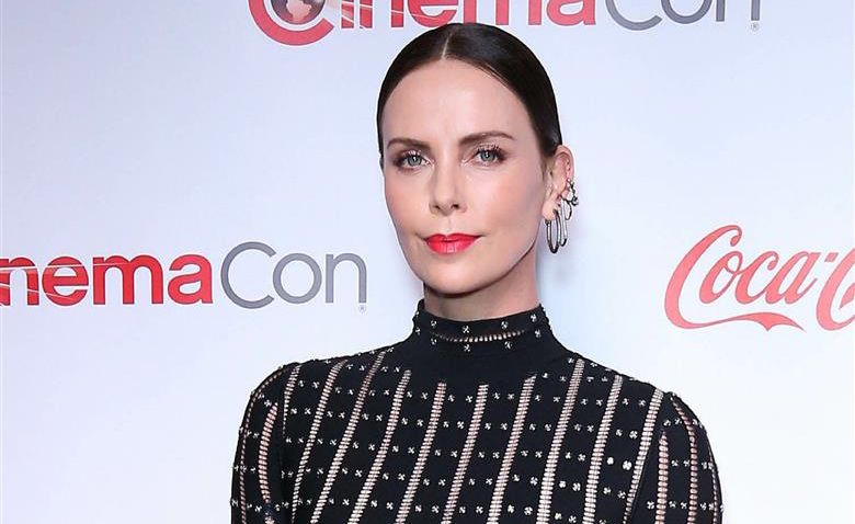 Charlize Theron in Alexander McQueen at the 2019 CinemaCon Big Screen ...