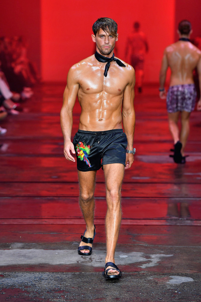Azzo-Resort-2020-Australia-Fashion-Week-Swimwear-Menswear-Tom-Lorenzo ...