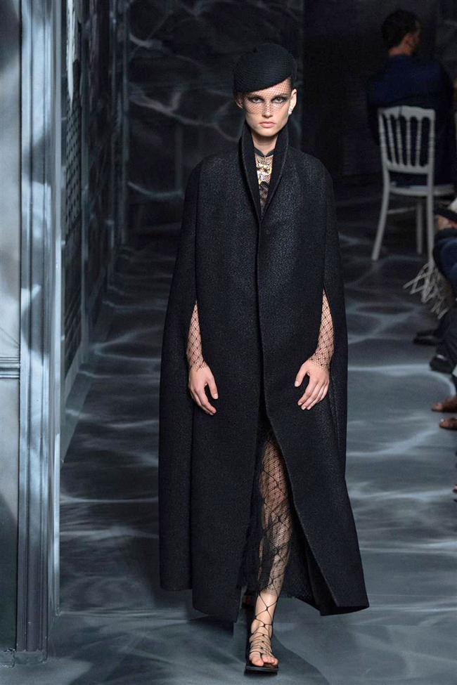 Christian Dior Show Haute Couture Fall-Winter 2019-2020 for Paris ...