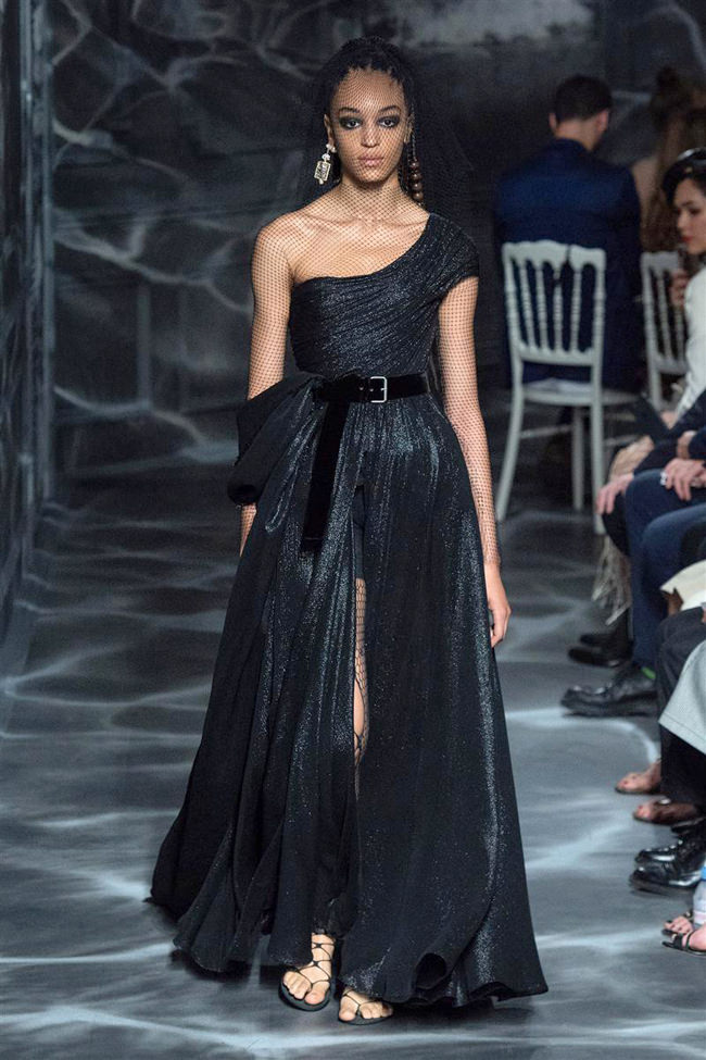 Christian Dior Show Haute Couture Fall-Winter 2019-2020 for Paris ...