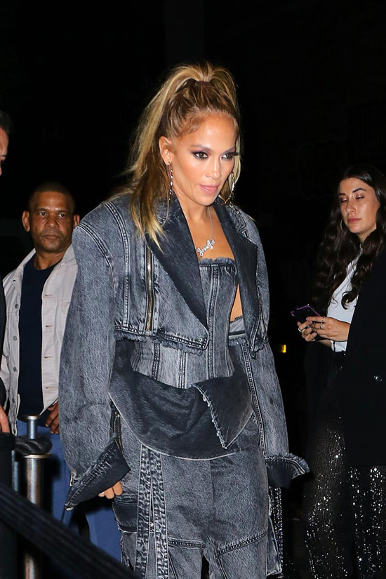 Style File: Jennifer Lopez in Balmain, Fendi, Alex Perry and Cushnie ...