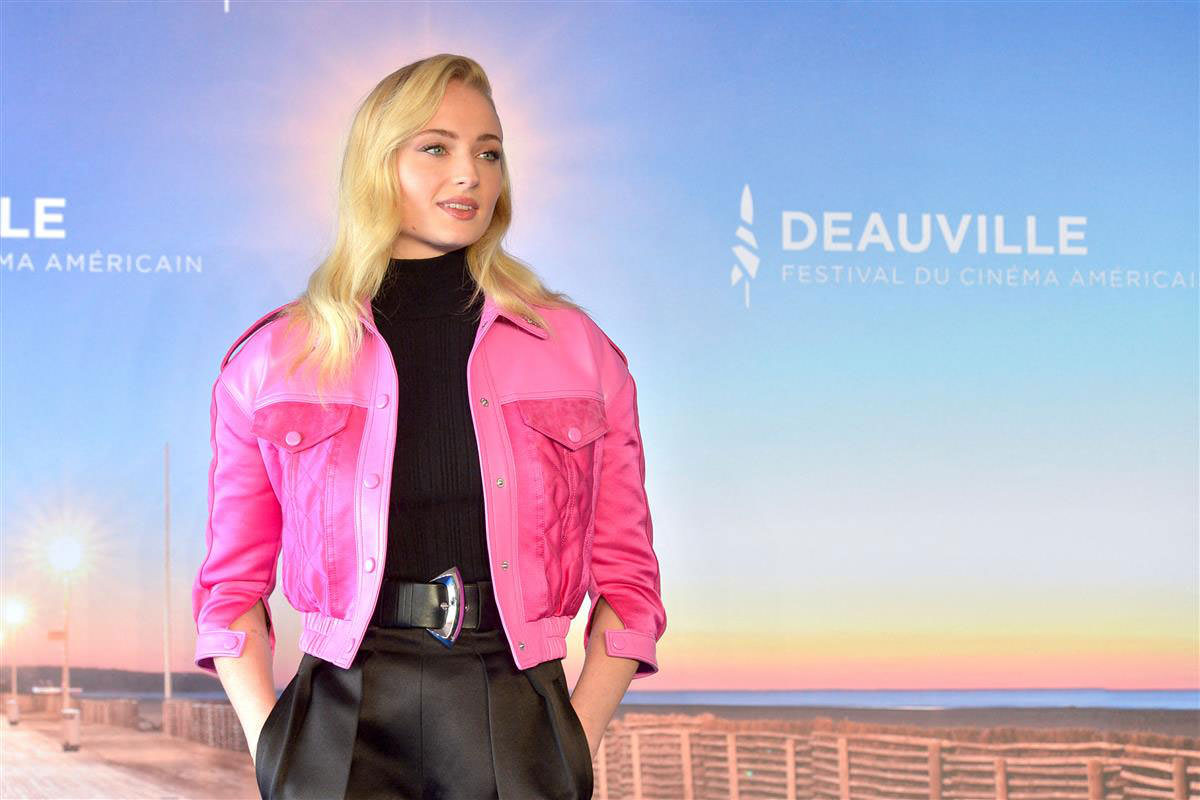 Sophie Turner In Louis Vuitton - 'Heavy' Deauville Film Festival