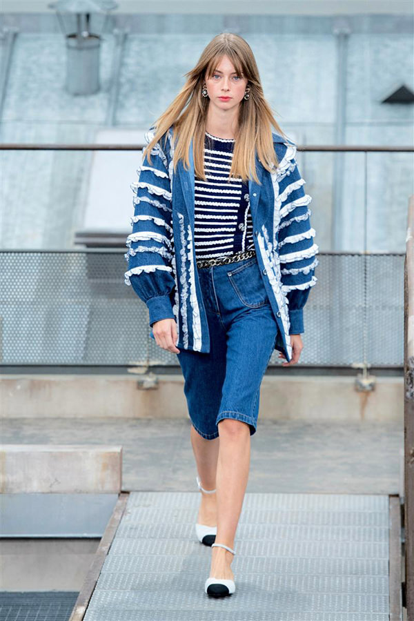 Chanel Womenswear Spring/Summer 2020 Show at Paris Fashion Week-Runway ...