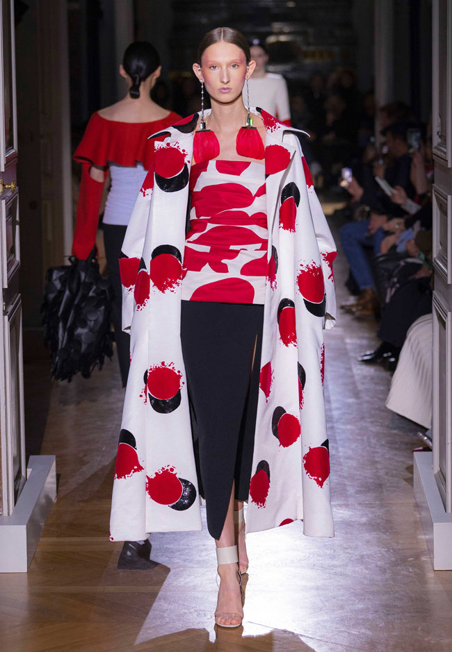 Paris Fashion Week: Valentino Spring 2020 Couture Collection - Tom ...