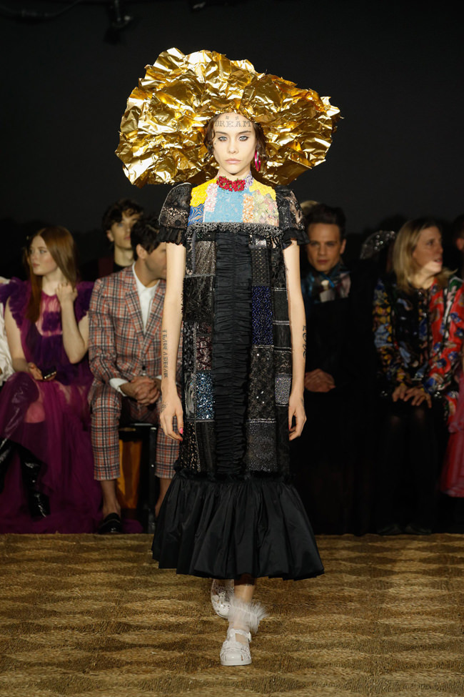 Paris Fashion Week: Viktor&Rolf Spring 2020 Couture Collection - Tom ...