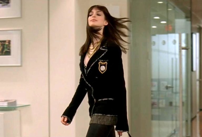 One Iconic Look: Anne Hathaway In Chanel In "The Devil Wears Prada ...