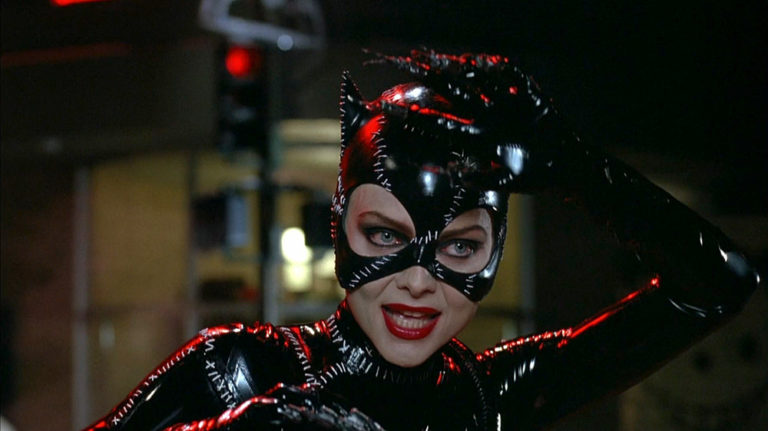 One Iconic Look Michelle Pfeiffer As Catwoman In Batman Returns 4349
