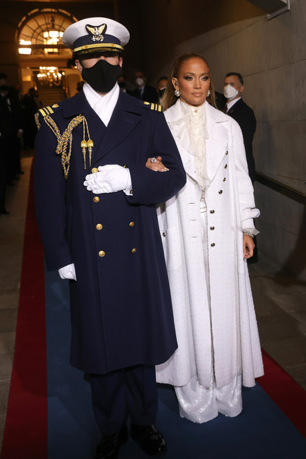 Jennifer-Lopez-Sings-President-Joe-Biden-Inauguration-Fashion-Chanel-Fashion-Tom-Lorenzo-Site-3.jpg