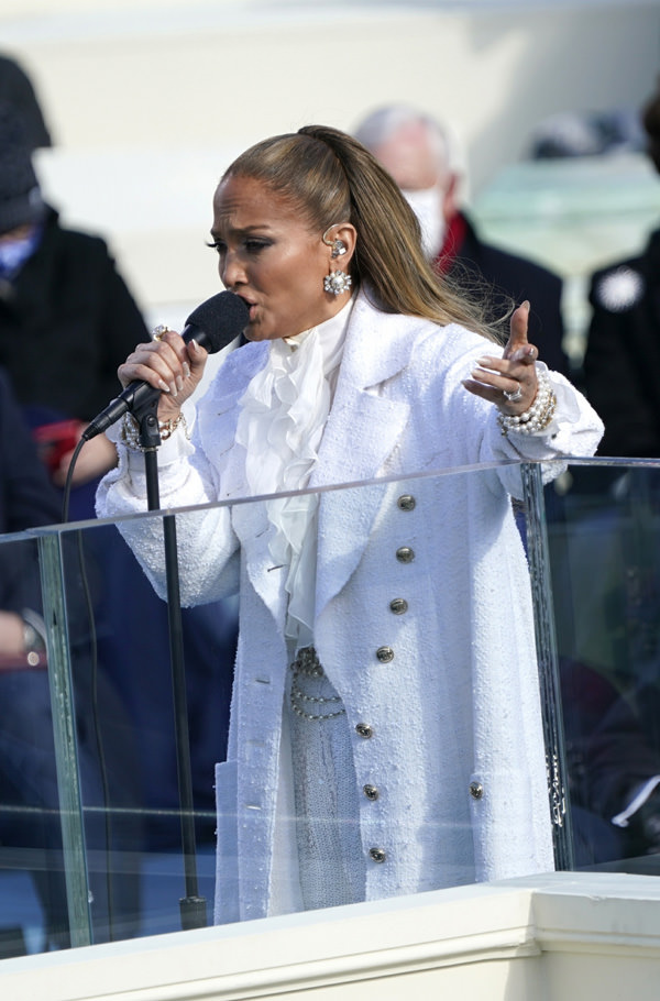 Jennifer-Lopez-Sings-President-Joe-Biden-Inauguration-Fashion-Chanel-Fashion-Tom-Lorenzo-Site-5.jpg
