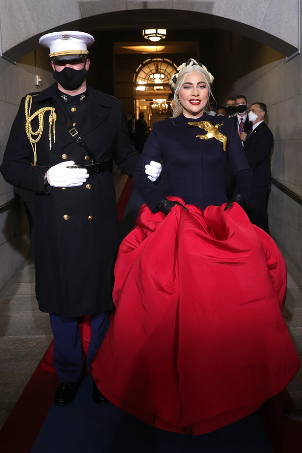 Lady-Gaga-Sings-Anthem-President-Joe-Biden-Inauguration-Fashion-Schiaparelli-Couture-Fashion-Tom-Lorenzo-Site-2.jpg