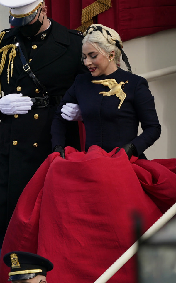 File:Lady Gaga at Joe Biden's inauguration (cropped 3).jpg - Wikipedia