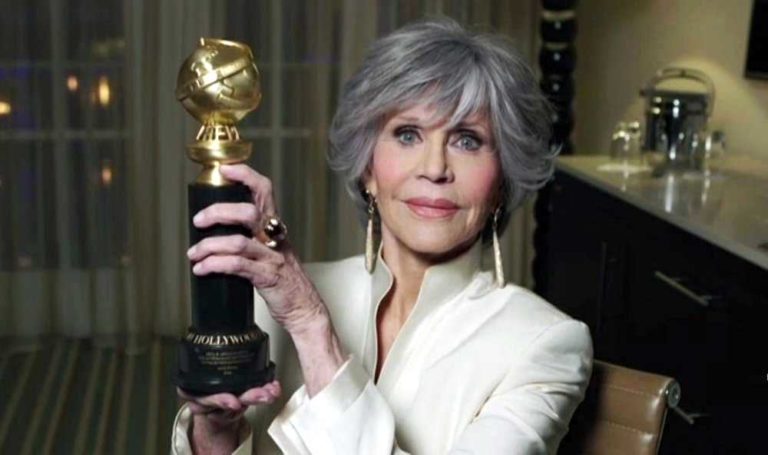 Golden Globes 2021 Jane Fonda Accepts Her Cecil B Demille Award In Vintage Richard Tyler Tom